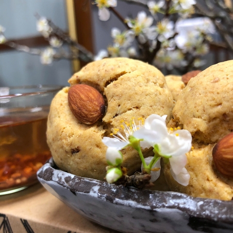 Bánh Quy Nguyên Cám Hạnh Nhân: Món Quà Thơm Mềm, Dinh Dưỡng Cho Người Ăn Kiêng & Người Lớn Tuổi