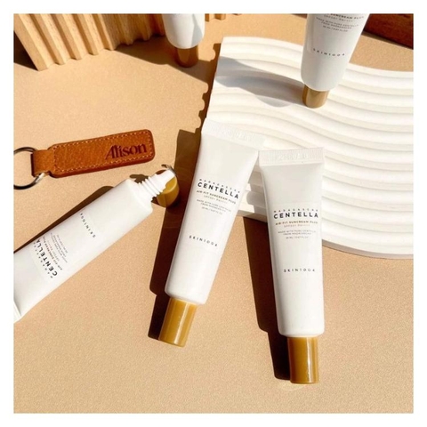 Kem Chống Nắng Skin1004 Madagascar Centella Air Fit Suncream Plus SPF50+ PA++++ 20ml