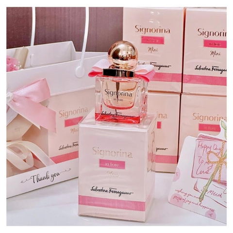 Nước Hoa Ngọt Ngào Nữ Tính Signorina In Fiore Eau de Toilette 20ml