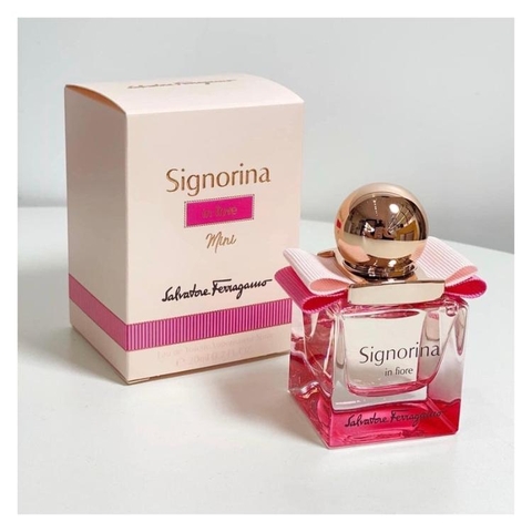 Nước Hoa Ngọt Ngào Nữ Tính Signorina In Fiore Eau de Toilette 20ml