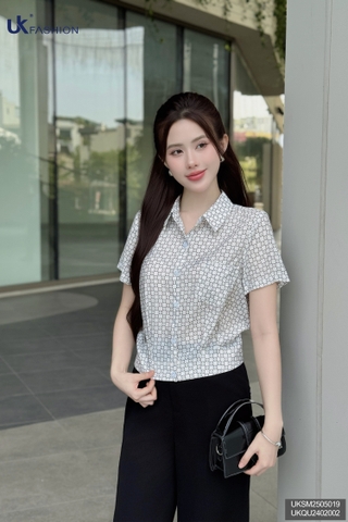 Sơ mi hoạ tiết ô kiểu dáng mới lạ, mềm mát UKSM2505019