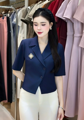 Áo giao 2 cúc vạt chéo cổ ve công sở dễ mặc, mềm mịn UKSM2507003
