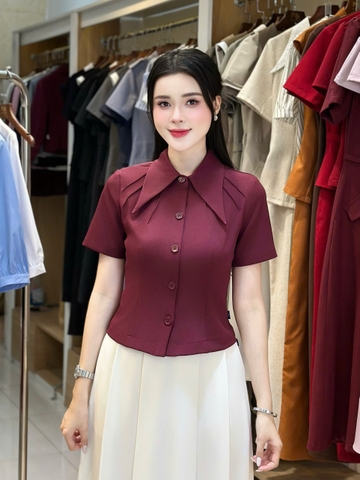 Sơ mi cổ đức nhọn ly cổ kiểu cách mới lạ UKSM2507015