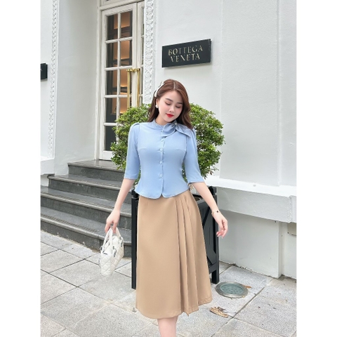 Sơ mi bèo có nơ vai UK Fashion Cao Cấp, Tơ Lụa Mềm Mại UKSM2310001