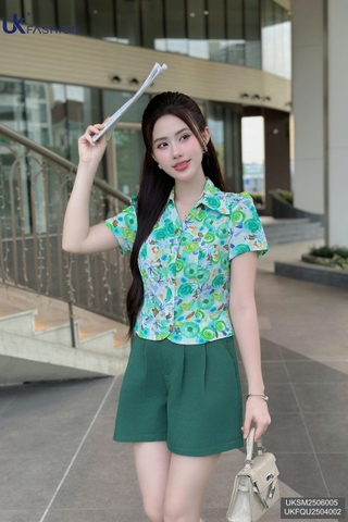 Sơ mi hoa V cổ lá rực rõ, xinh xắn, điệu đà UKSM2506005
