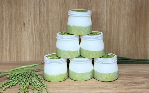Ăn sữa chua cốm có tốt không? Lợi ích của món tráng miệng từ cốm