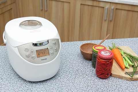 Nồi cơm điện Toshiba được sản xuất ở đâu? Có bền không?