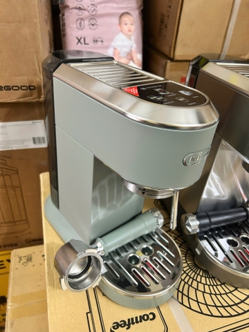 Máy pha cà phê DeLonghi EC890.GR