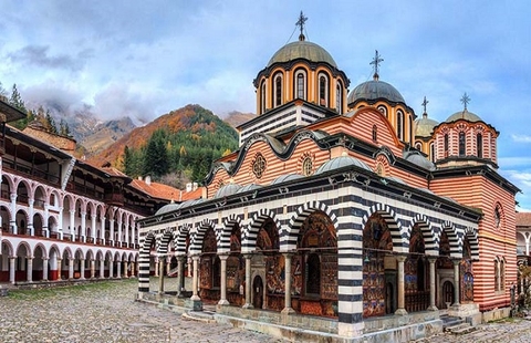 NHỮNG ĐỊA ĐIỂM DU LỊCH VĂN HÓA TÔN GIÁO Ở BULGARIA