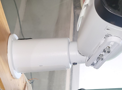 Chân Liền Camera Thân Lớn