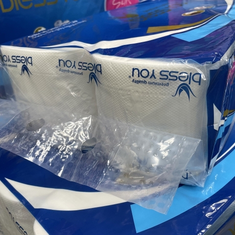 (Có Mã QR) Lốc 1 Cuộn Xanh Giấy Vệ Sinh Bless You Silk Không Lõi 3 Lớp