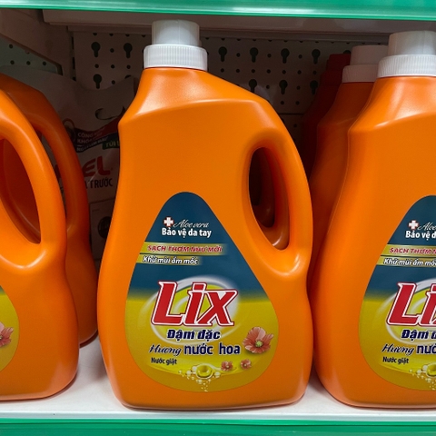 Nước giặt Lix