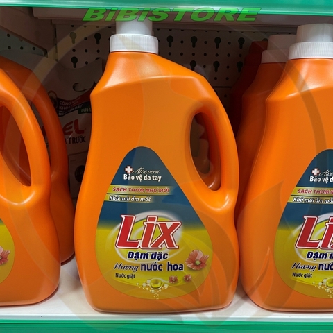Nước giặt Lix