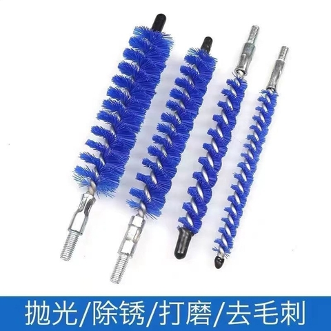 Làm sạch đường ống chiller,  vệ sinh lò hơi,  giàn ngưng trao đổi nhiệt .