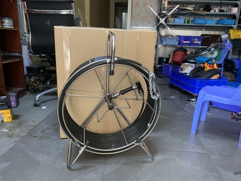 Cáp  đánh xích thông cống - Làm sạch đường ống thoát nước bằng máy khoan