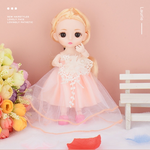 Búp bê mặc váy Hàn Quốc