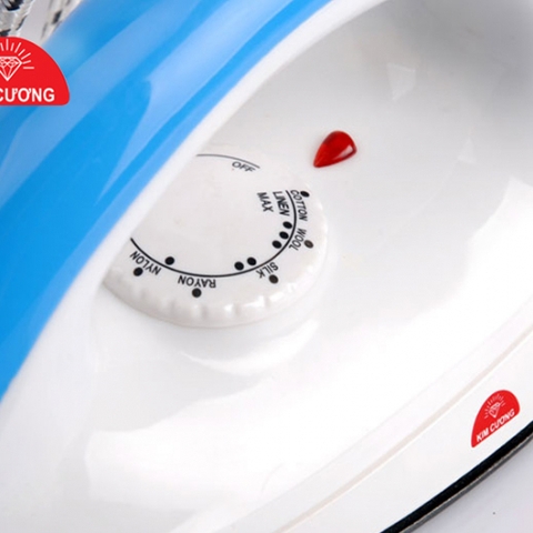 Bàn ủi khô Kim Cương KC-T602