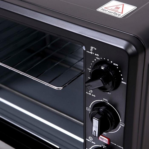 Lò Nướng Đa Năng 18 Lít Comet CM6516
