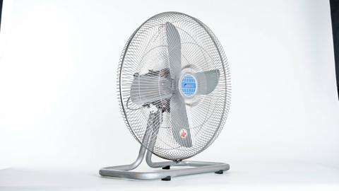 Quạt Chinghai sàn FF9299