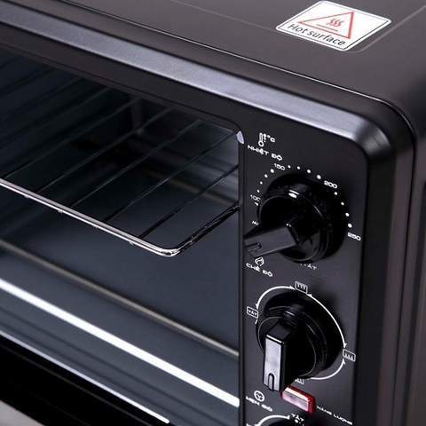 Lò Nướng Đa Năng 18 Lít Comet CM6516