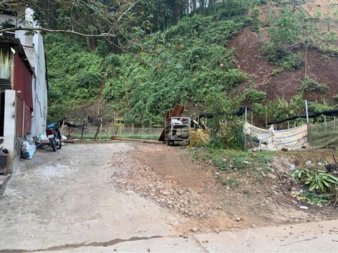 Bán 3 lô đất Vt2 đường Điện Biên, hành lang siêu rộng mỗi bên 3m (sau báo Yên Bái) ( ĐÃ BÁN )