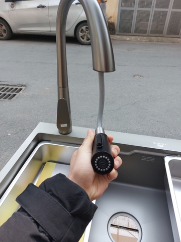 Vòi rửa bát dây rút phủ titan chống bám bẩn thiên nga đầu rồng CHINOX VR62
