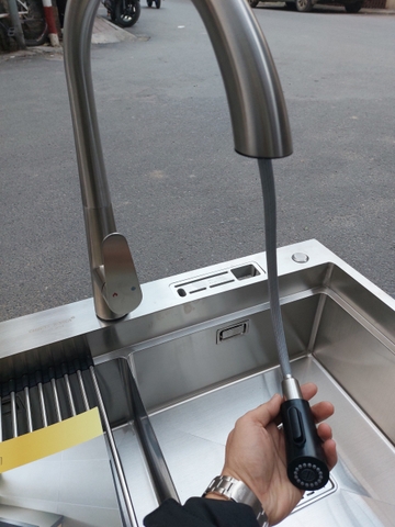 Vòi rửa bát dây rút SUS 304 thiên nga đầu rồng CHINOX VR63
