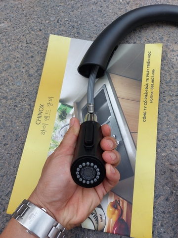Vòi rút đầu rồng đen CHINOX VR68