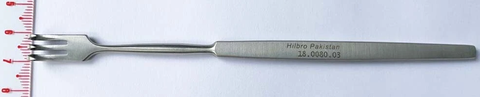 Móc phẫu thuật 3 răng nhọn