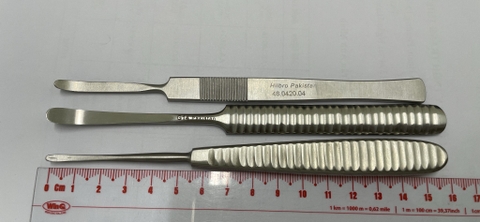 Dụng cụ lóc màng xương