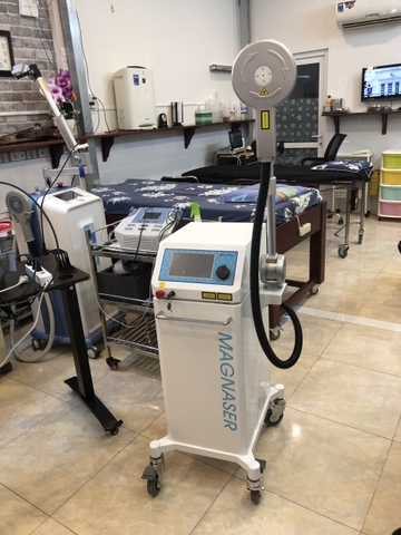 Máy  điện từ trường siêu dẫn trị liệu