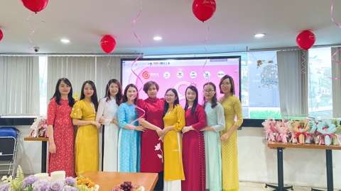 Dược Hoa Việt Tổ Chức 8/3 cho cán bộ CNV giữa các đầu cầu