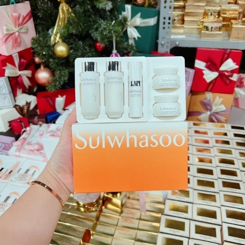 Set Sulwhasoo The Ultimate S Kit Mini (5 món)