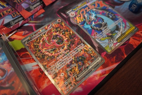 pokemon charizard ultra premium collection gia tot