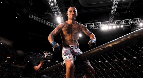 Mặt sau đĩa game EA Sports UFC 6 PS5 với gameplay MMA chân thực