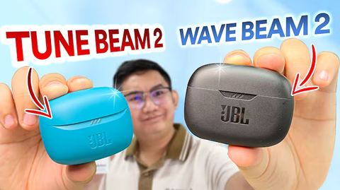 Khôi Ngọng khám phá bộ đôi tai nghe TWS mới