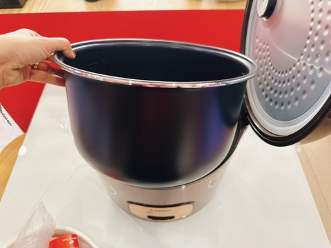 Nồi cơm điện Kalpen R6 cao cấp, dung tích 3,2l công suất 1200W nấu nhanh, hàng chính hãng