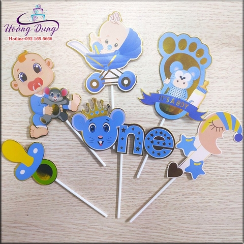 Bé trai thôi nôi ( chữ ONE )