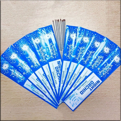 10 Vỉ nến rồng xanh ( Vỉ 8 cây )