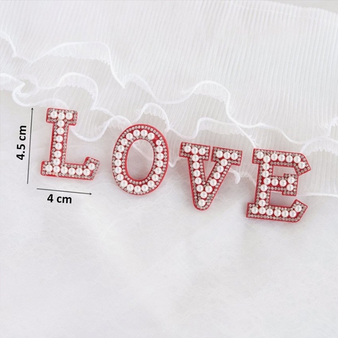 Chữ LOVE - Đỏ