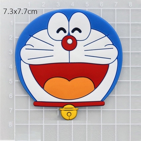 Nhựa dẻo - DOREMON cười (7.3*7.7cm)