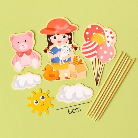 SCG - Bé gái ôm thỏ