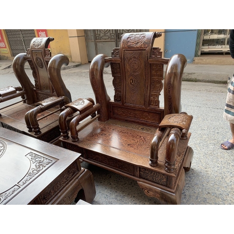 Bộ bàn ghế tần thủy hoàng gỗ mun đuôi công Cột 14