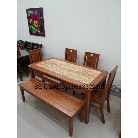Bàn ăn gỗ sồi kiểu mới