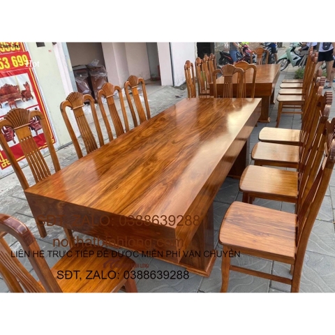 Bàn ăn nguyên khối