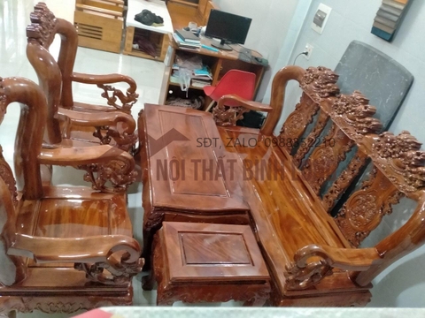 Bộ bàn ghế gỗ lim đục nghê đỉnh