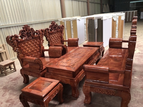 Bộ bàn ghế gỗ lim phòng khách kiểu Hoàng Gia