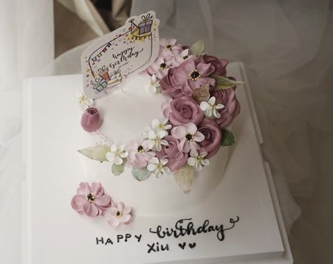 Bánh sinh nhật nữ 11