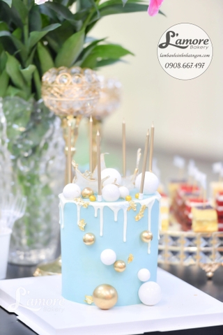 Bánh khai trương thương hiệu Dr Smart Lift