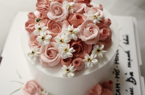 Bánh sinh nhật nữ 09